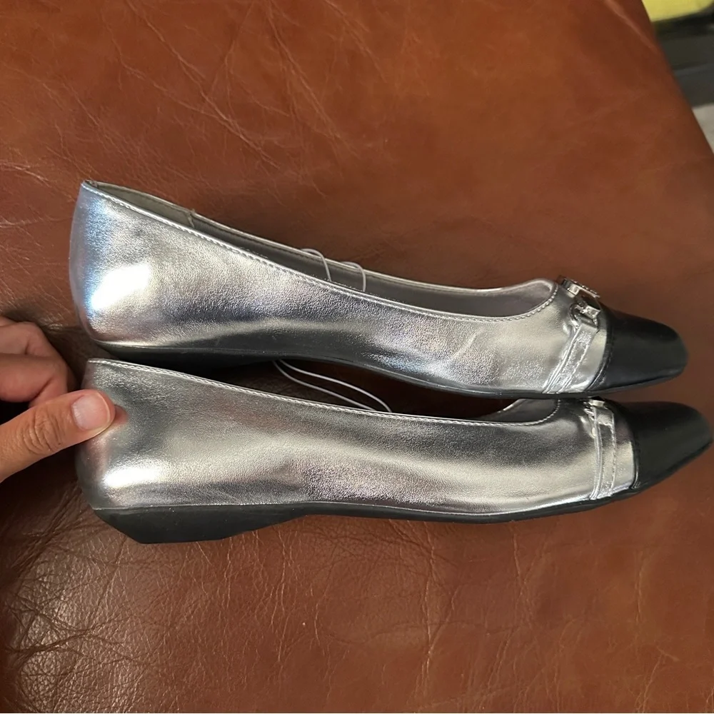 AK Anne Klein Silver and Black Flats